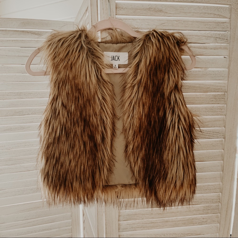 Jack crop brown faux fur vest